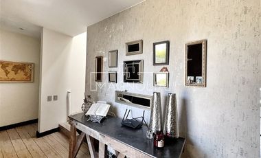 Casa en venta de 4 dorm. 5 baños en Piedra Roja