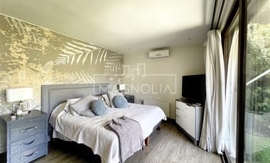 Casa en venta de 4 dorm. 5 baños en Piedra Roja