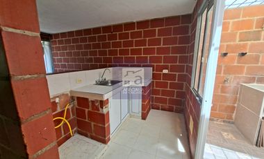 COD. 3493 - SE ARRIENDA CASA - BARRIO: SAN JORGE