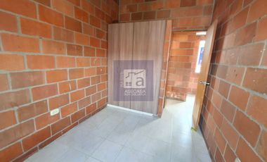 COD. 3493 - SE ARRIENDA CASA - BARRIO: SAN JORGE