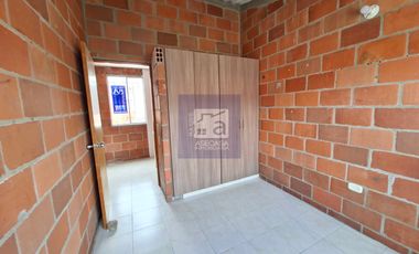 COD. 3493 - SE ARRIENDA CASA - BARRIO: SAN JORGE