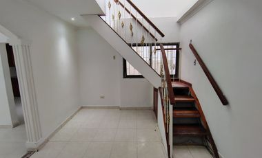 casa en arriendo/venta en floresta. Cod A93095