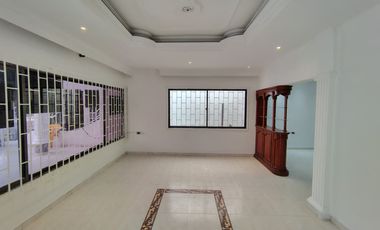 casa en arriendo/venta en floresta. Cod A93095