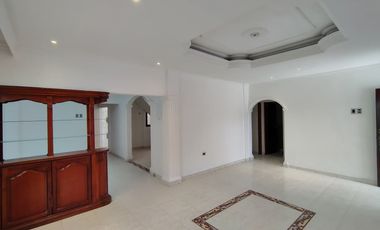 casa en arriendo/venta en floresta. Cod A93095