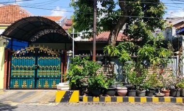 Dijual Rumah Siap Huni Lokasi Strategis Di Jl. Dukuh Kupang Timur, Surabaya