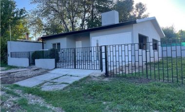 Casa en PH reciclada, 2 dormitorios, San Antonio de Arredondo.