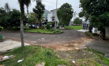 Tanah di Anggrek Loka, 2.3 - Harga Miring