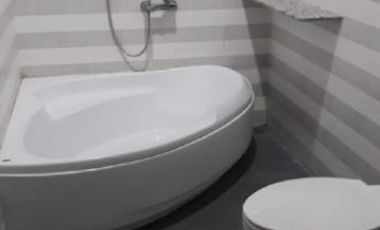 Rumah siap huni , bagus Jln Jemursari