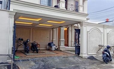 Rumah Kolam Renang Baru Megah Kota Jogja
