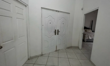 CASA  EN ALQUILER o VENTA EN ALTOS DEL GOLF, SAN FRANCISCO