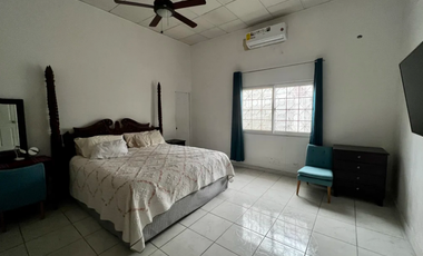 CASA  EN ALQUILER o VENTA EN ALTOS DEL GOLF, SAN FRANCISCO