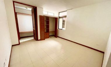 apartamento en arriendo en el peñón. Cod A7319