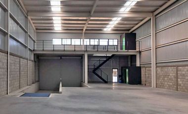 Amplias Bodegas en Venta 220 m2 El Marques Queretaro.