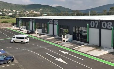Amplias Bodegas en Venta 220 m2 El Marques Queretaro.