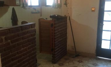 CASITA ENTR INDEP.TZA.PPIA(ES PH COMO UN TERR.PPIO)A MTS.HUMBOLDT(V.CRESPO)