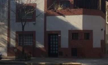 CASITA ENTR INDEP.TZA.PPIA(ES PH COMO UN TERR.PPIO)A MTS.HUMBOLDT(V.CRESPO)