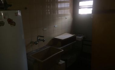 CASITA ENTR INDEP.TZA.PPIA(ES PH COMO UN TERR.PPIO)A MTS.HUMBOLDT(V.CRESPO)