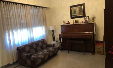 Casa en venta en Bernal Oeste