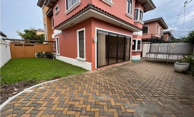 Venta de casa en Costa Sur, Ph Doral
