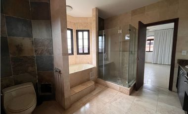 Venta de casa en Costa Sur, Ph Doral