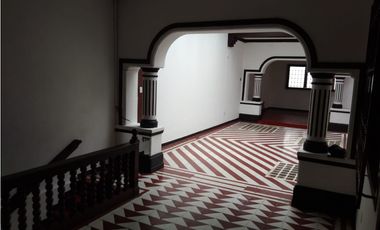 ARRIENDO CASA EN EL CENTRO, MANIZALES | ARRIENDOS MANIZALES