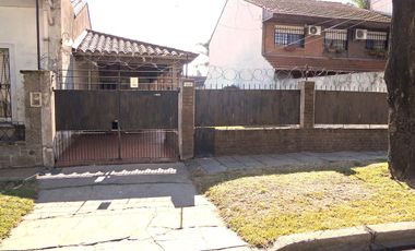 VENTA CASA 3 AMBIENTES EN CARAPACHAY