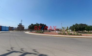 🏡 Venta de Terreno en La Rinconada - Tercera Etapa
🌟 ¡Haz realidad el proyecto de tus sueños! 🌟

📍 Ubicación estratégica en la urbanización La Rinc