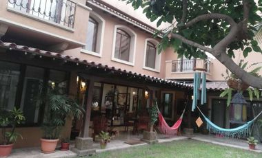 C101 - Venta Casa Primeros Kms Samborondón Full Amoblada- 4 dormitorios