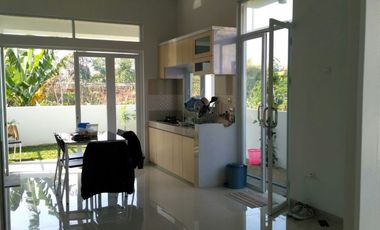 Rumah Villa Cimahi 3 menit ke Wisata Alam Cimahi Gratis Canopy