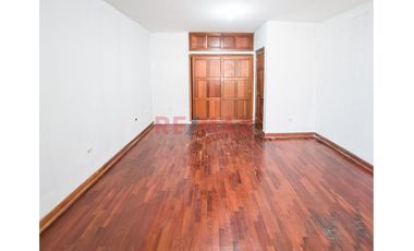 🏡 Casa En Venta – Urb. La Merced, Ate Vitarte