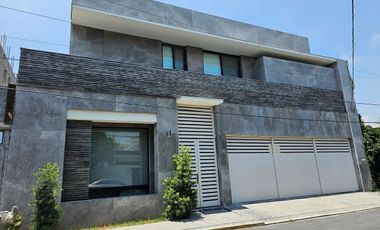 Casa en venta en Colonia del Valle San Pedro Garza García