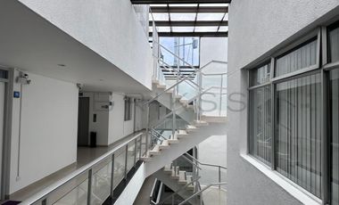 oficina en arriendo/venta en chico norte. Cod A5983