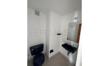 oficina en arriendo/venta en chico norte. Cod A5983