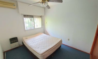 VENTA CASA 5 AMBIENTES, COCHERA Y PILETA BALLESTER