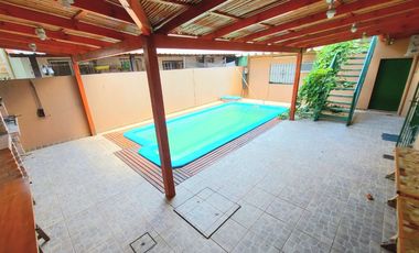 VENTA CASA 5 AMBIENTES, COCHERA Y PILETA BALLESTER