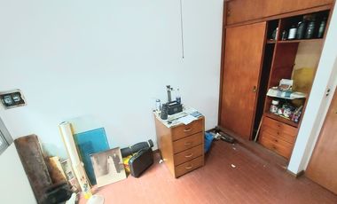 VENTA CASA 5 AMBIENTES, COCHERA Y PILETA BALLESTER
