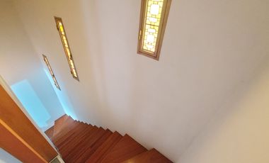VENTA CASA 5 AMBIENTES, COCHERA Y PILETA BALLESTER