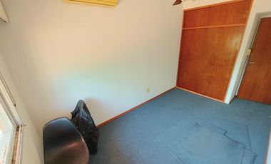 VENTA CASA 5 AMBIENTES, COCHERA Y PILETA BALLESTER