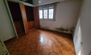 Casa Fondo en venta en Lanus Oeste