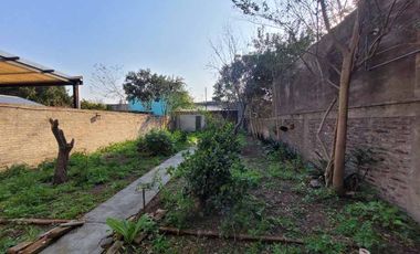 Casa Fondo en venta en Lanus Oeste