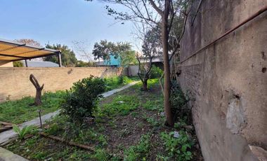 Casa Fondo en venta en Lanus Oeste