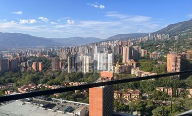 apartamento en arriendo en loma del escobero. Cod A57684