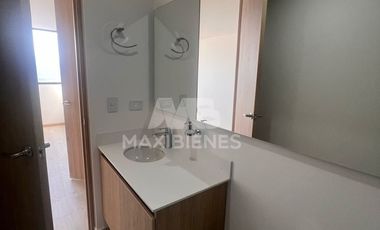 apartamento en arriendo en loma del escobero. Cod A57684