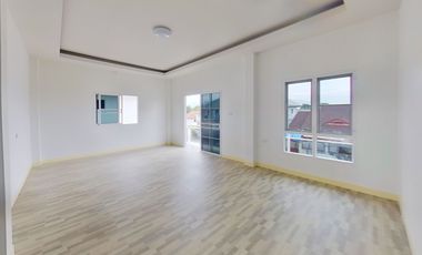 4 Bedroom House for sale in Nong Chom, Chiang Mai