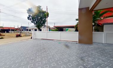 4 Bedroom House for sale in Nong Chom, Chiang Mai