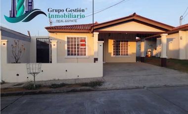VENDO CASA EN LA CHORRERA ISLAS DE MONTELIMAR 3R