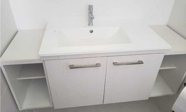 VENDO CASA EN LA CHORRERA ISLAS DE MONTELIMAR 3R