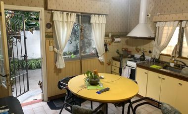 CASA MULTIFAMILIAR EN DOS PLANTAS