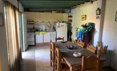 CASA MULTIFAMILIAR EN DOS PLANTAS