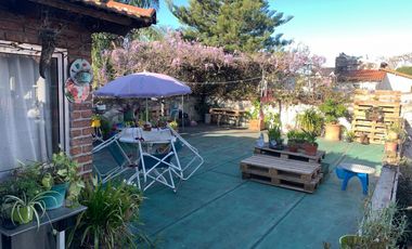 CASA MULTIFAMILIAR EN DOS PLANTAS
